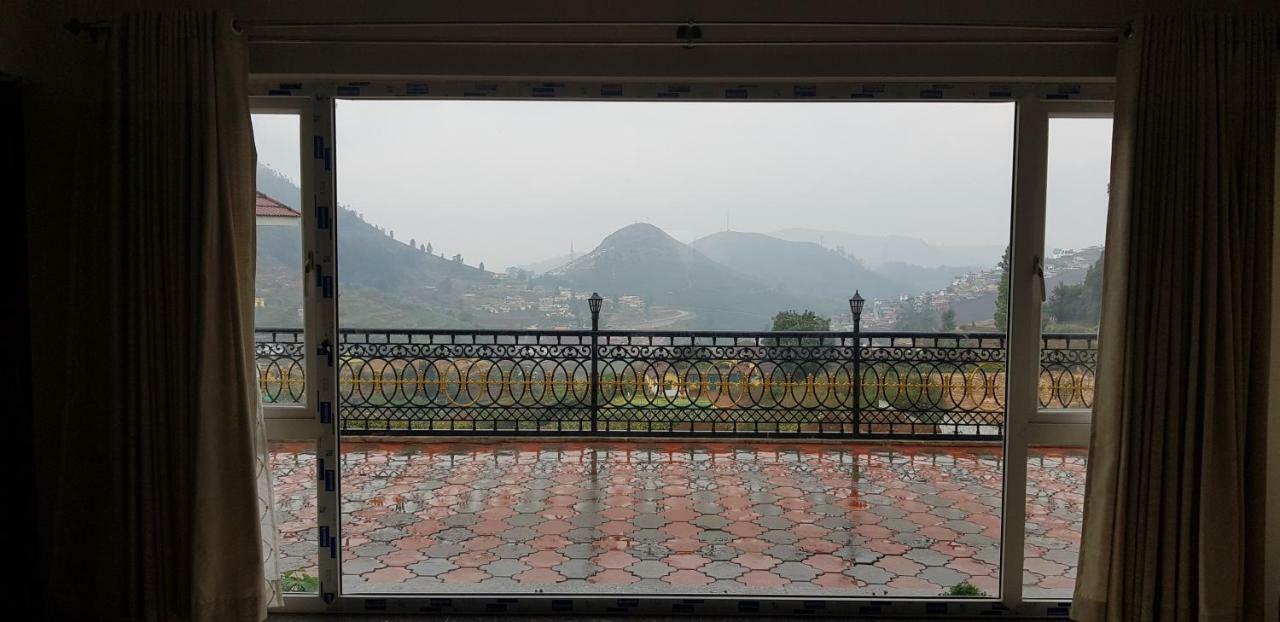 Atrium Grande Hotel อูตี ภายนอก รูปภาพ